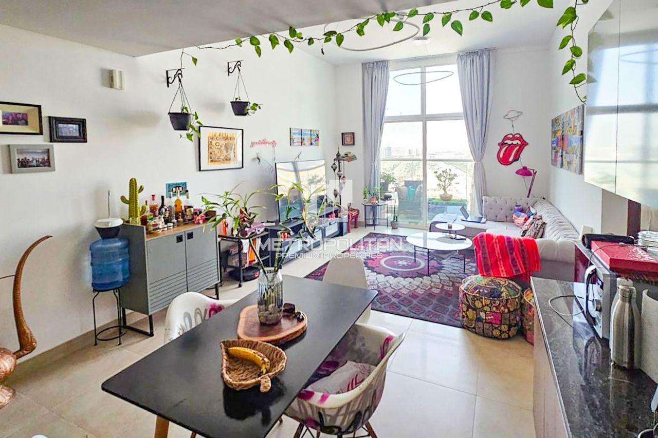 Appartamenti a Dubai, EAU, 94 m² - foto 1