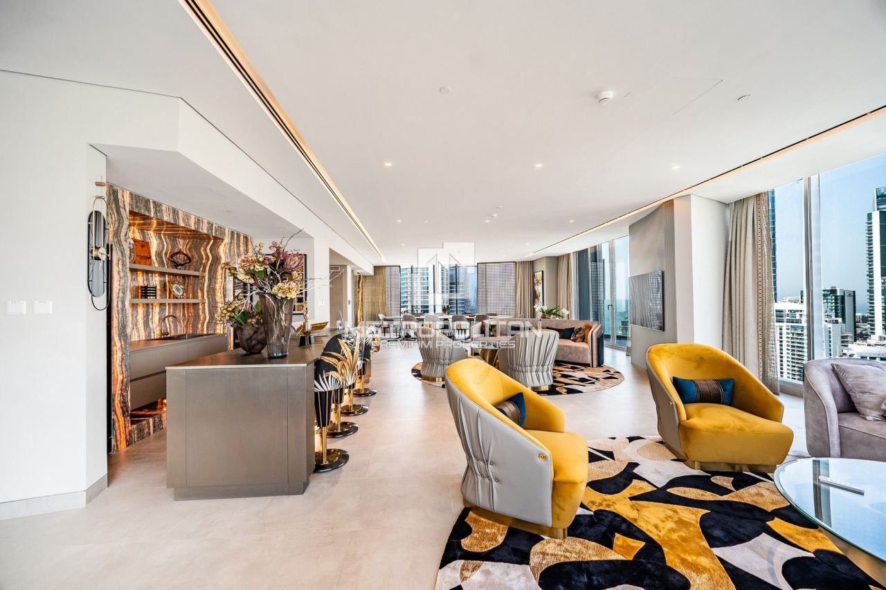 Penthouse in Dubai, UAE, 628 m² - picture 2