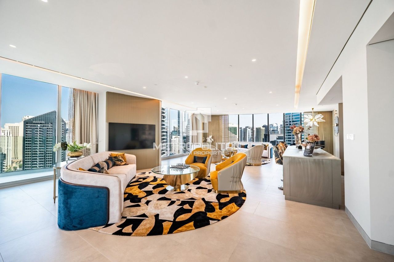 Penthouse in Dubai, UAE, 628 m² - picture 6