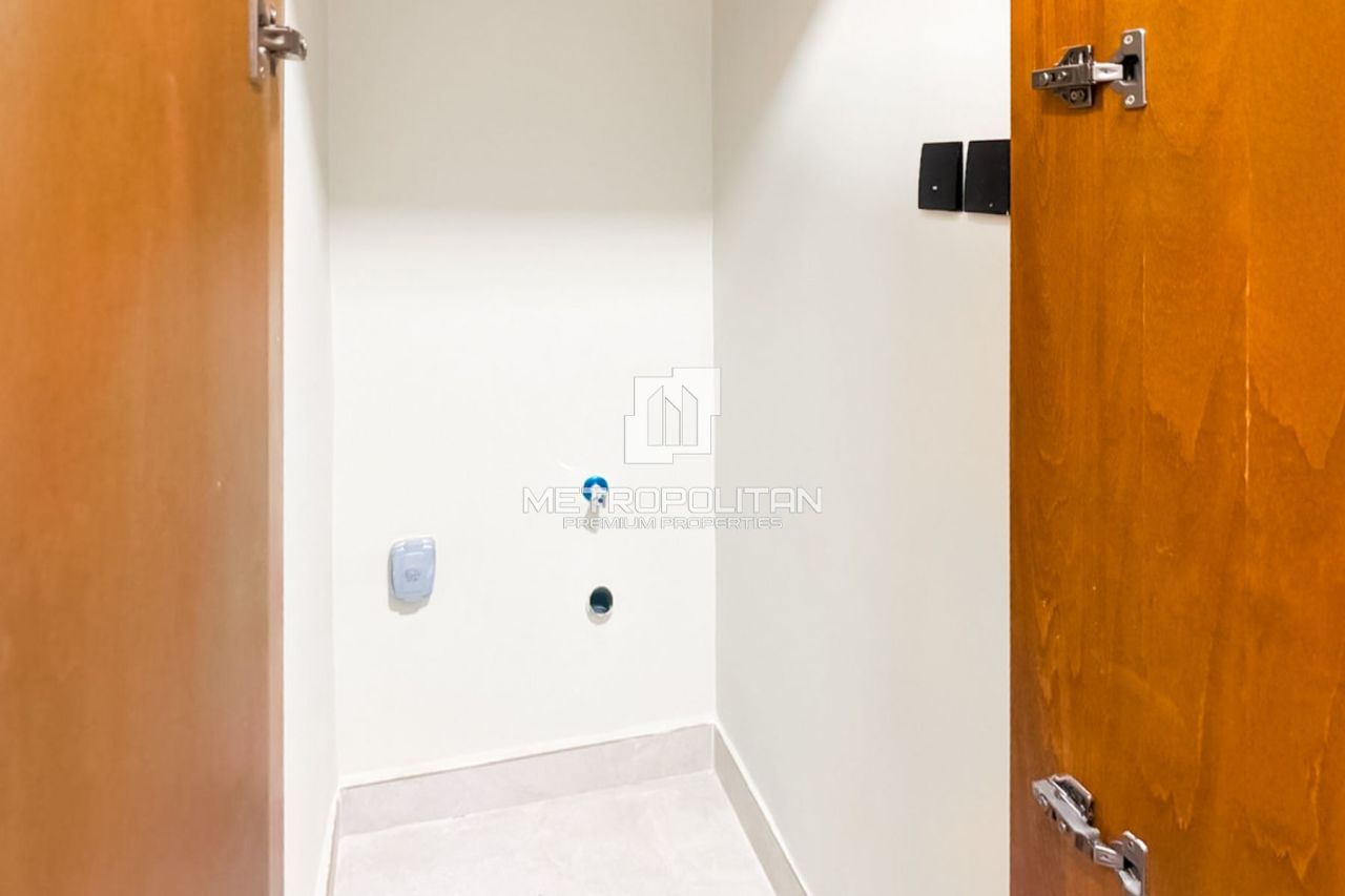 Apartment in Dubai, UAE, 114 m² - picture 9