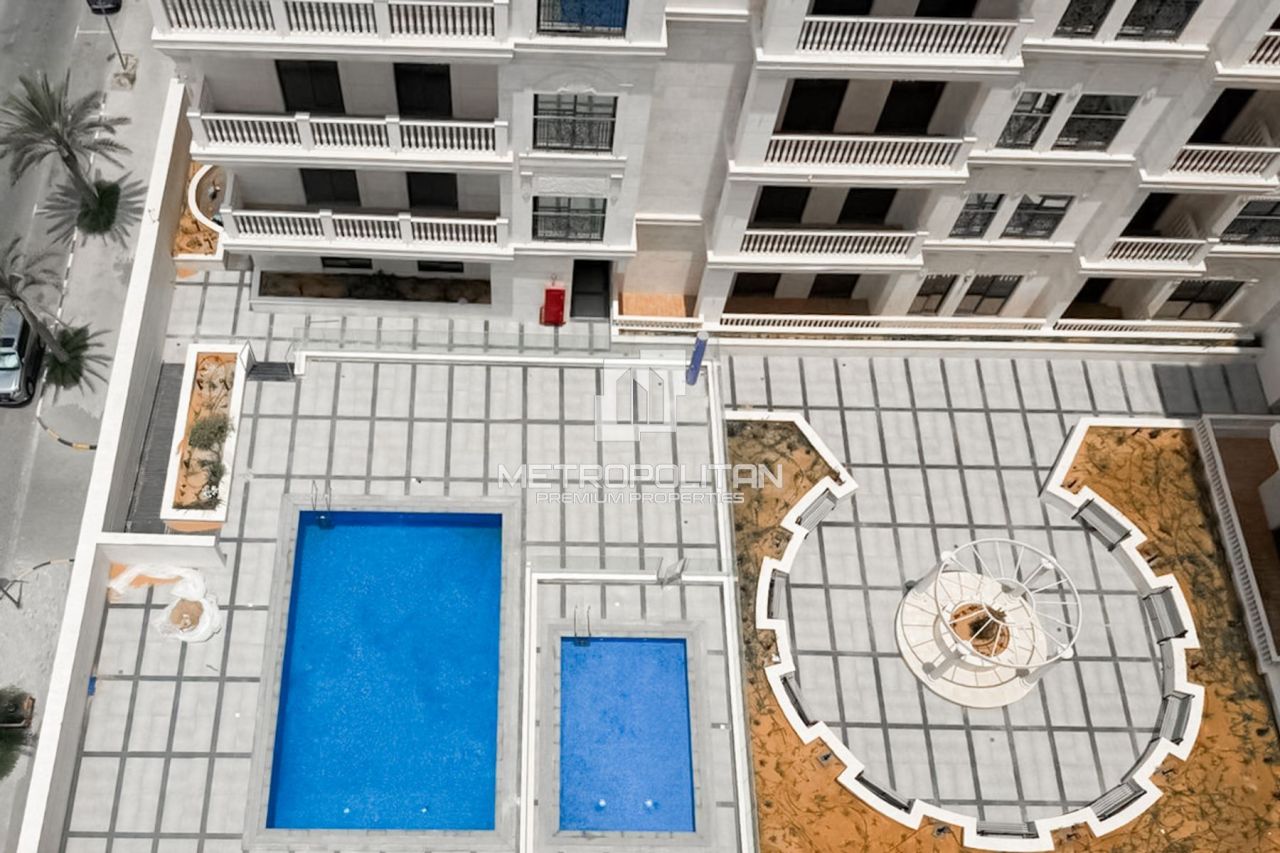 Apartment in Dubai, UAE, 114 m² - picture 12