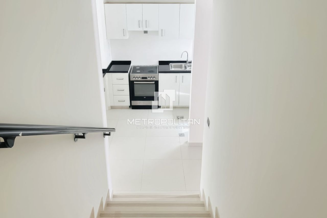 Townhouse a Dubai, EAU, 155 m² - foto 12