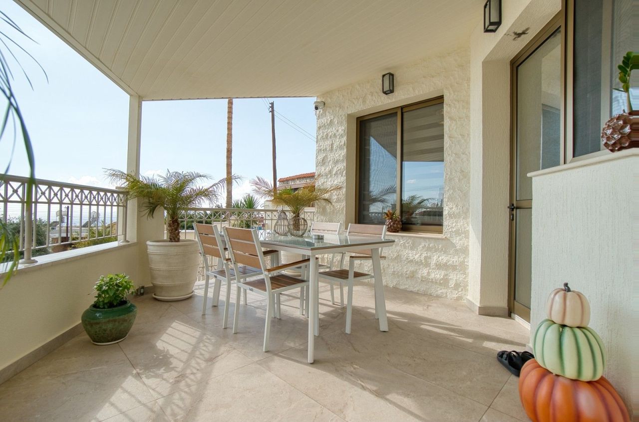 Villa in Paphos, Cyprus, 135 m² - picture 2