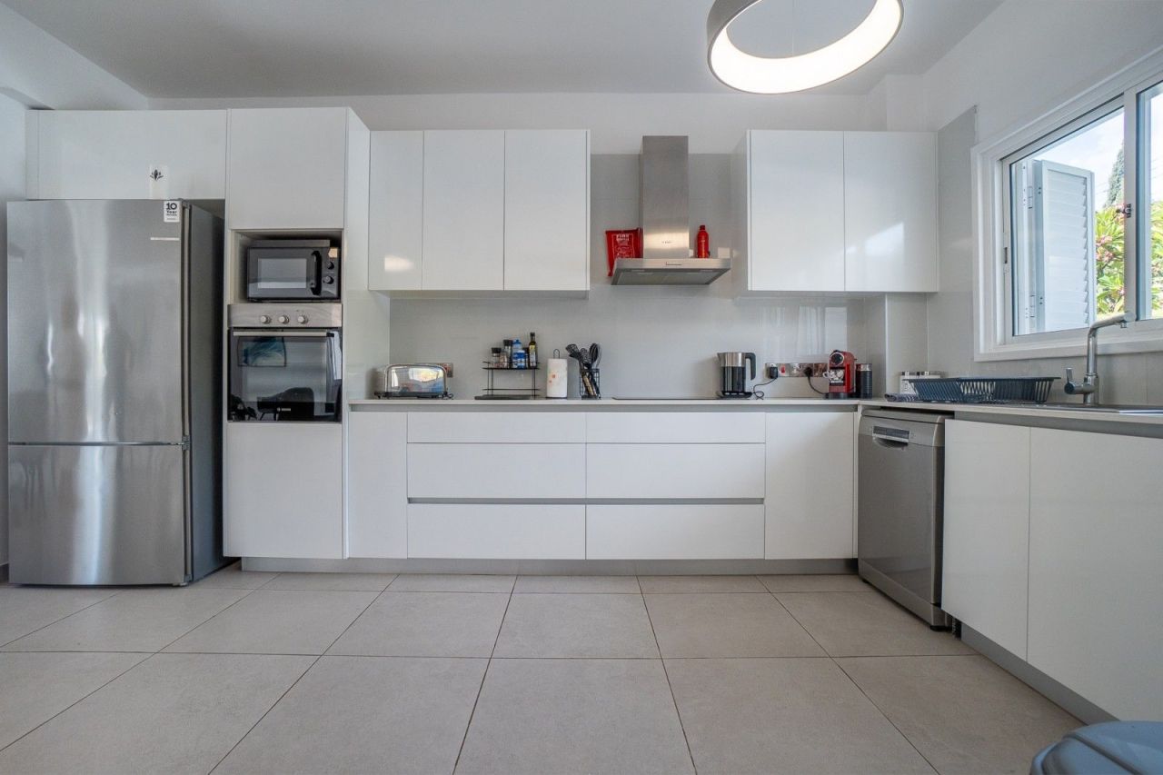 Villa in Paphos, Cyprus, 238 m² - picture 3