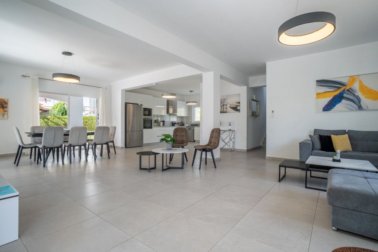 Villa in Paphos, Cyprus, 238 m² - picture 10