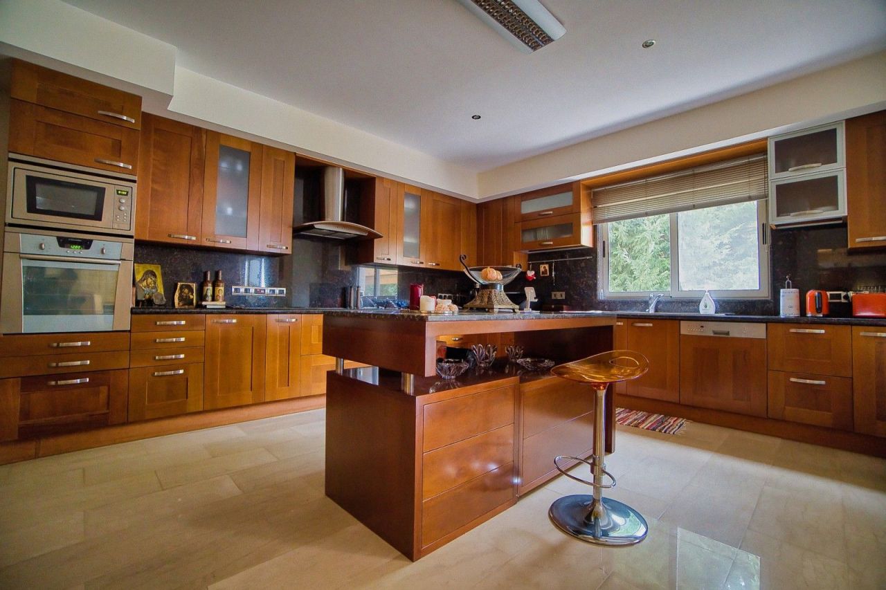 Villa a Paphos, Cipro, 570 m² - foto 11