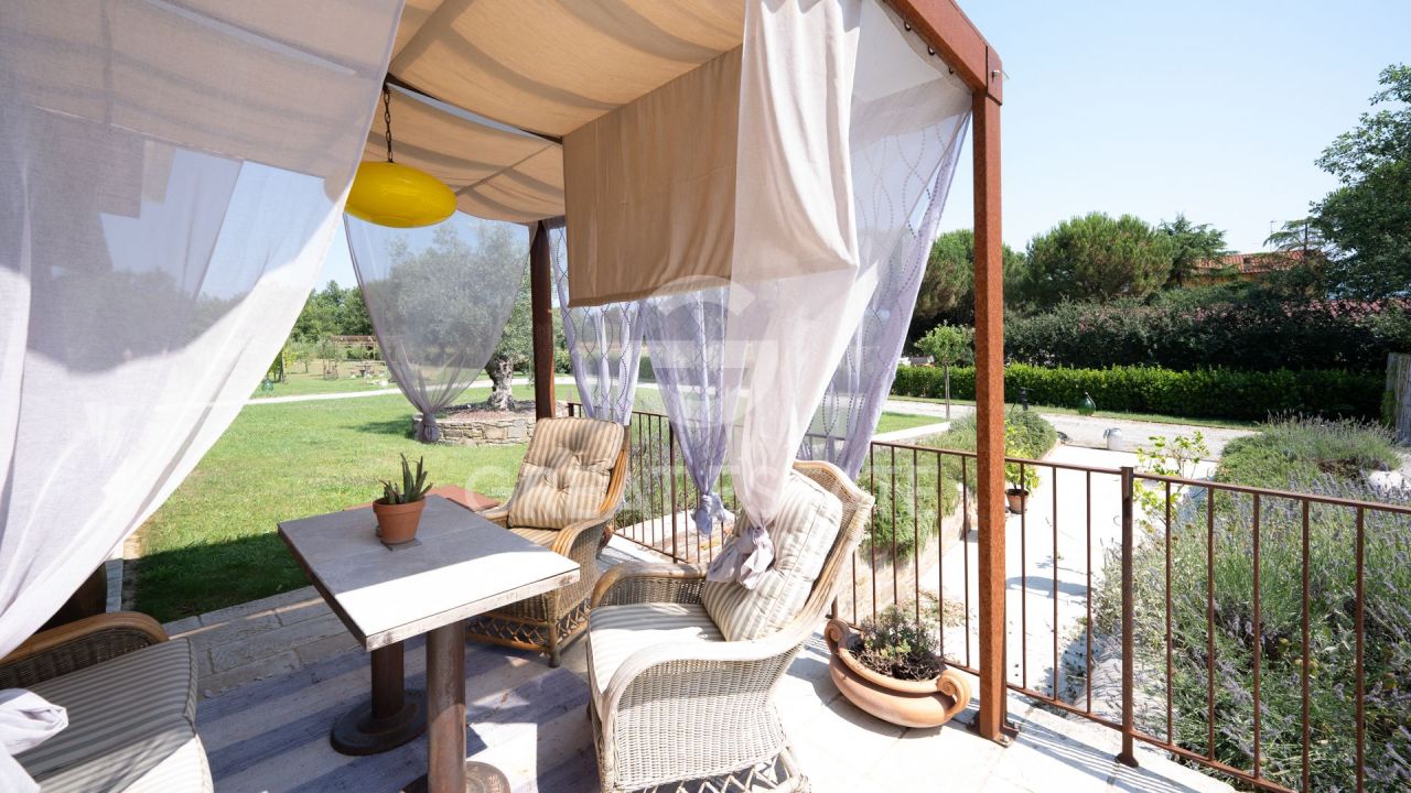 Casa a Cortona, Italia, 237.2 m² - foto 10