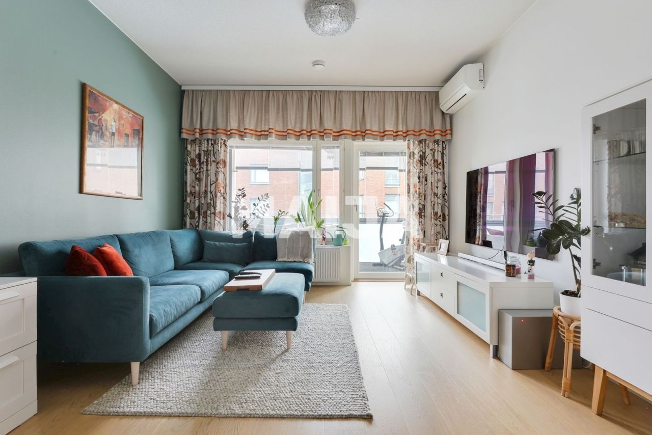 Apartment in Helsinki, Finland, 71 m² - picture 6