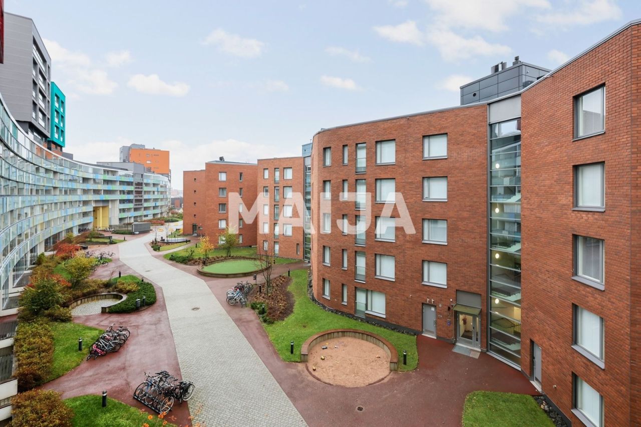 Apartment in Helsinki, Finland, 71 m² - picture 19