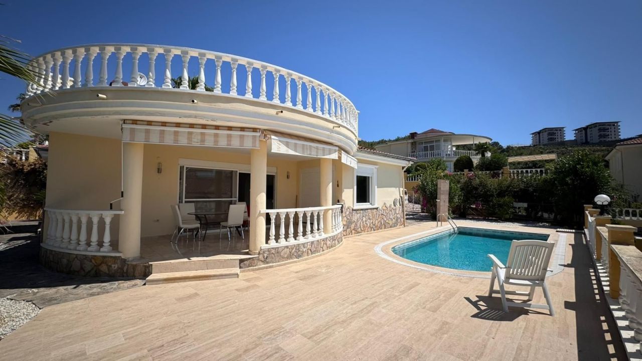 Villa in Alanya, Turkey, 140 m² - picture 1