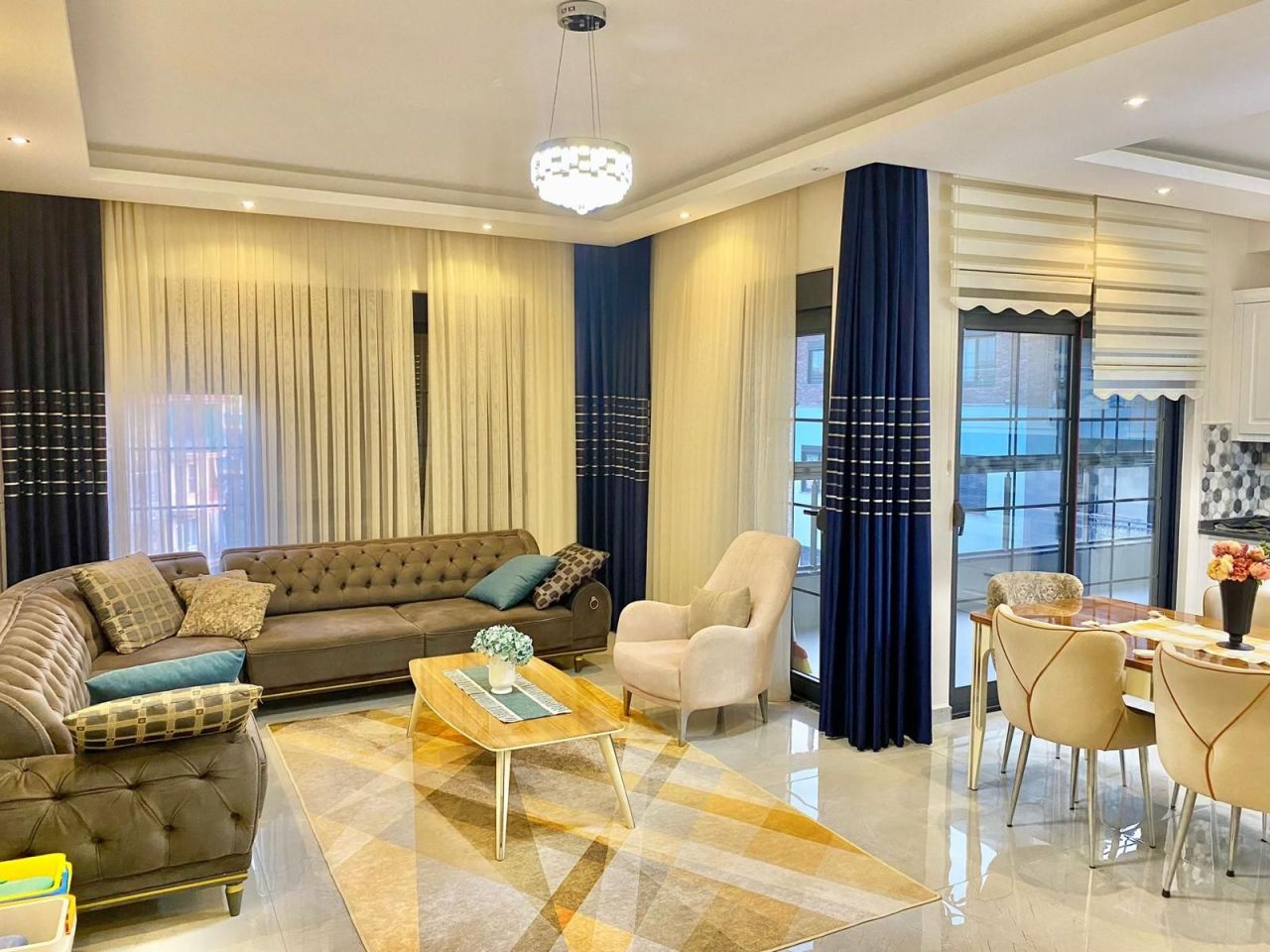 Apartment in Alanya, Turkey, 170 m² - picture 1