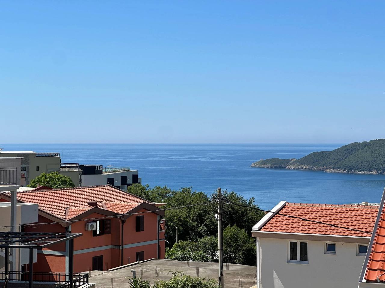 Flat in Becici, Montenegro, 54 m² - picture 2