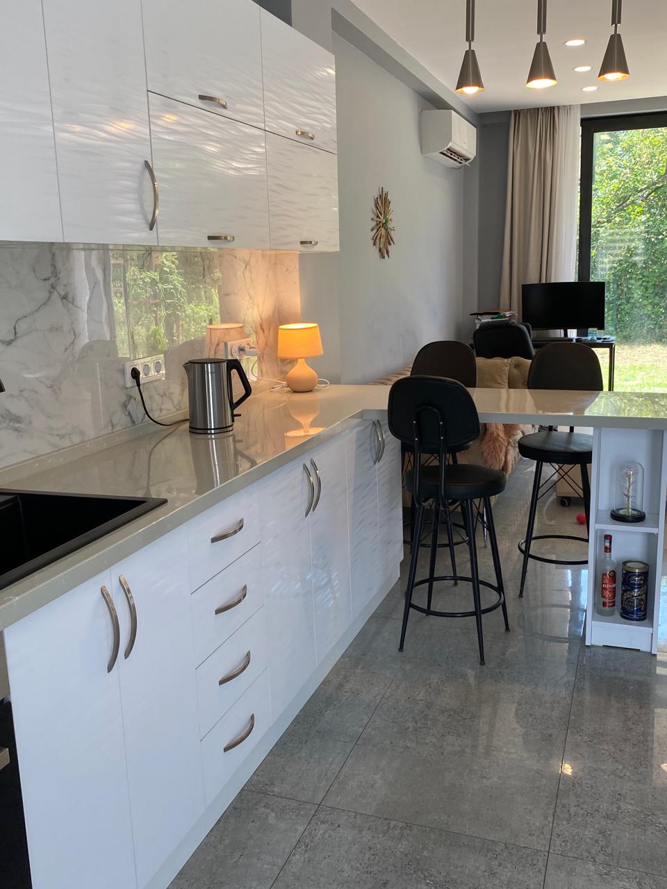 Maison urbaine à Сhakvi, Géorgie, 176 m² - image 1