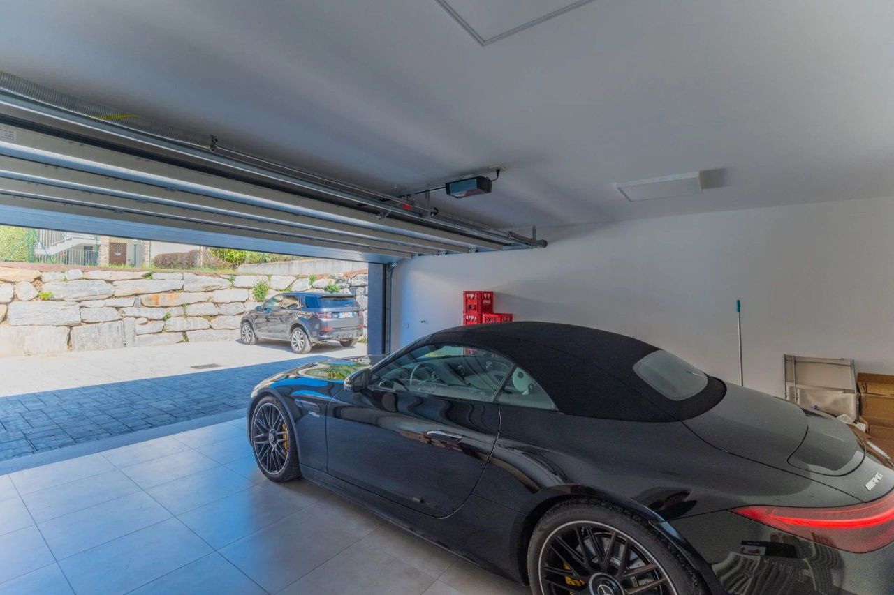 Villa a Besozzo, Italia, 250 m² - foto 14