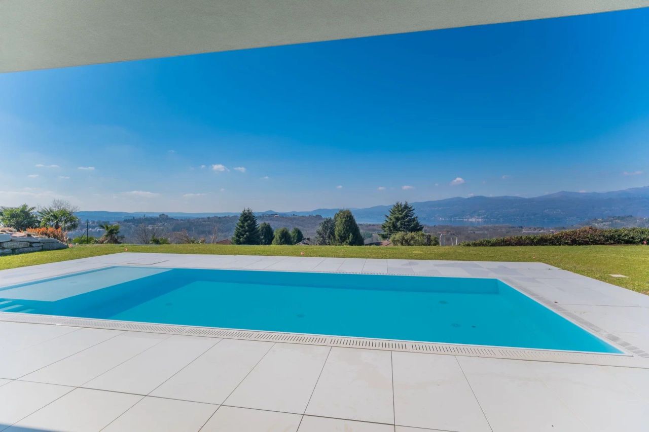 Villa a Besozzo, Italia, 250 m² - foto 10