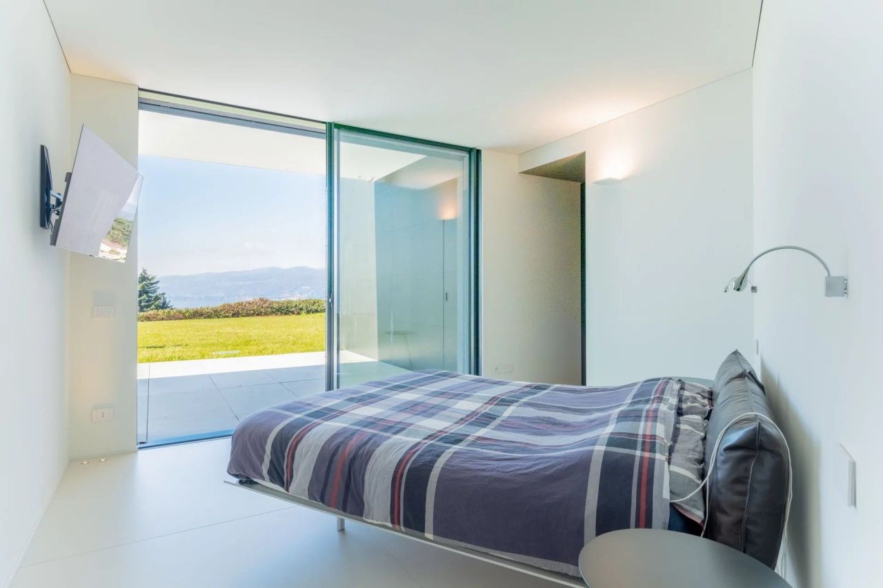 Villa a Besozzo, Italia, 250 m² - foto 7