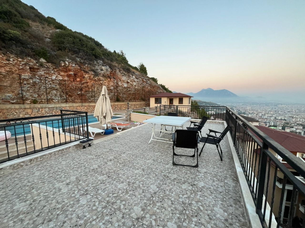 Apartment in Alanya, Turkey, 200 m² - picture 13