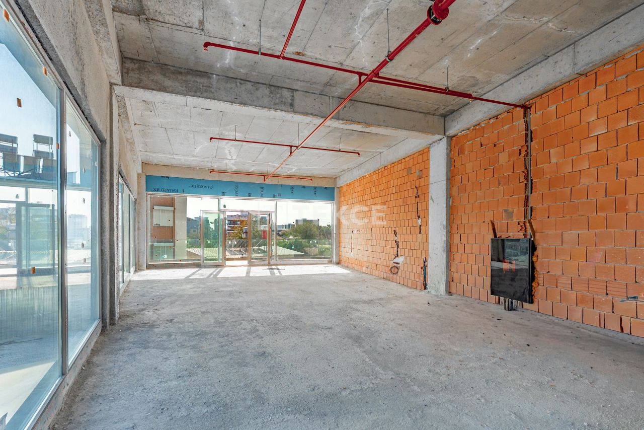 Tienda en Antalya, Turquia, 700 m² - imagen 11