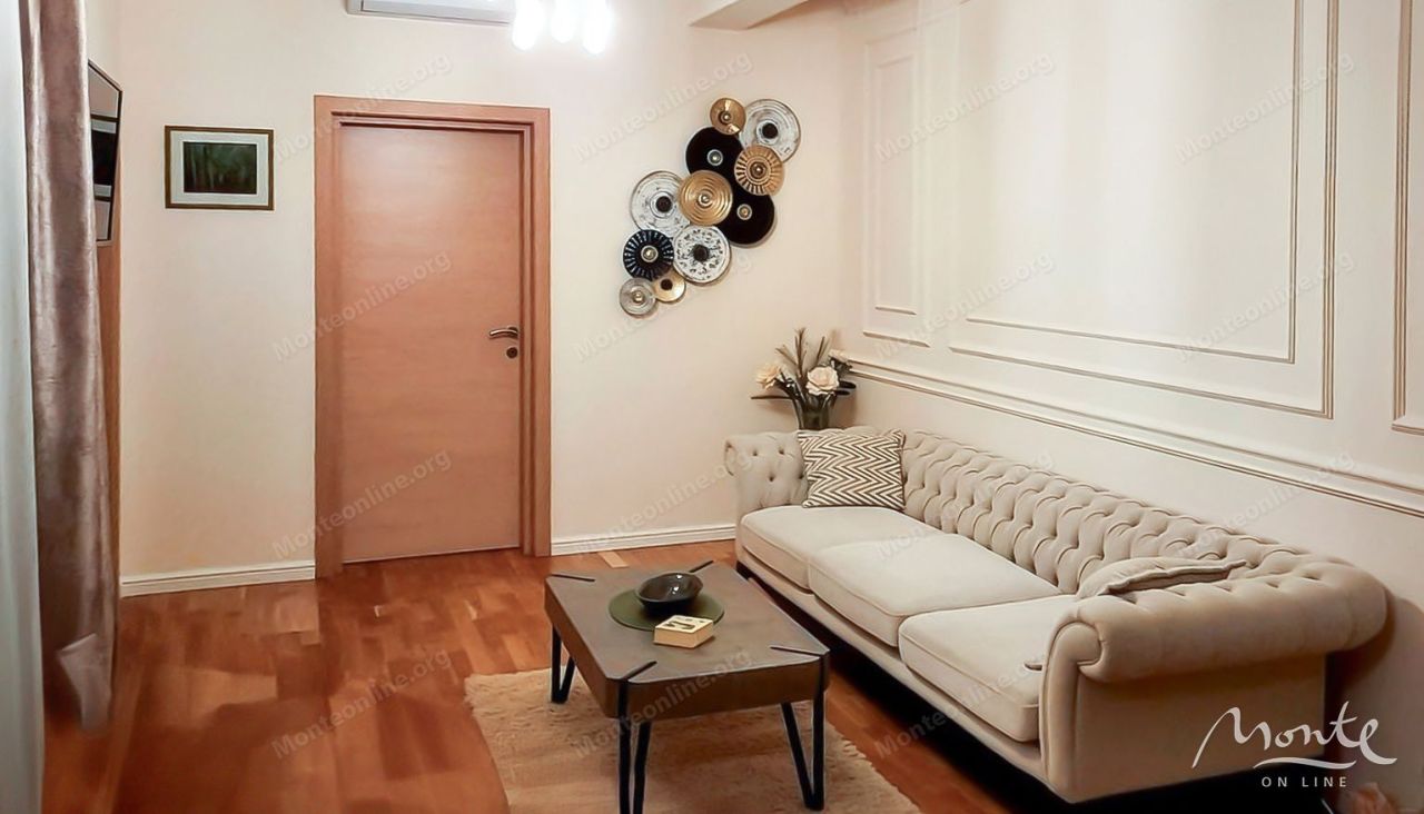 Appartamenti a Tivat, Montenegro, 69 m² - foto 2