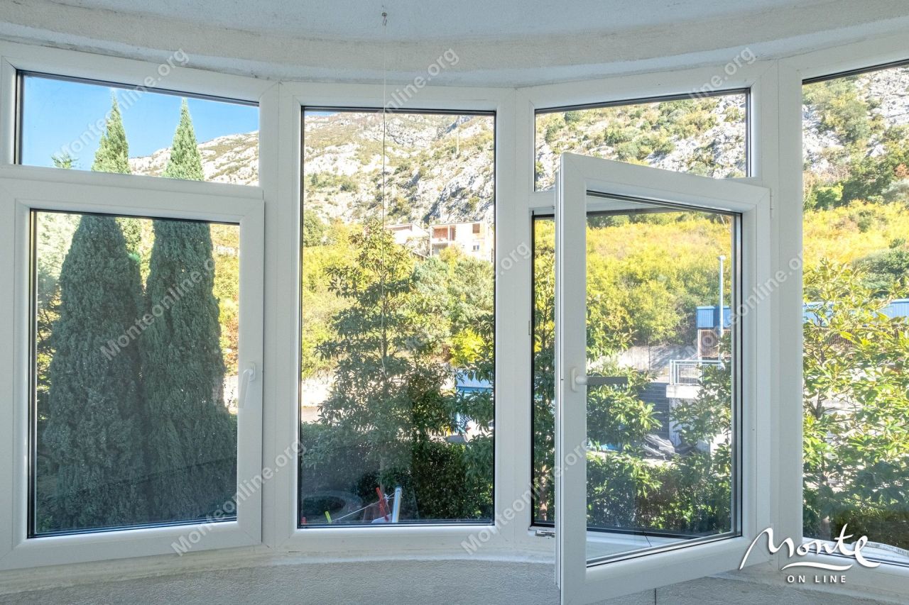 Apartment in Dobrota, Montenegro, 48 m² - picture 11