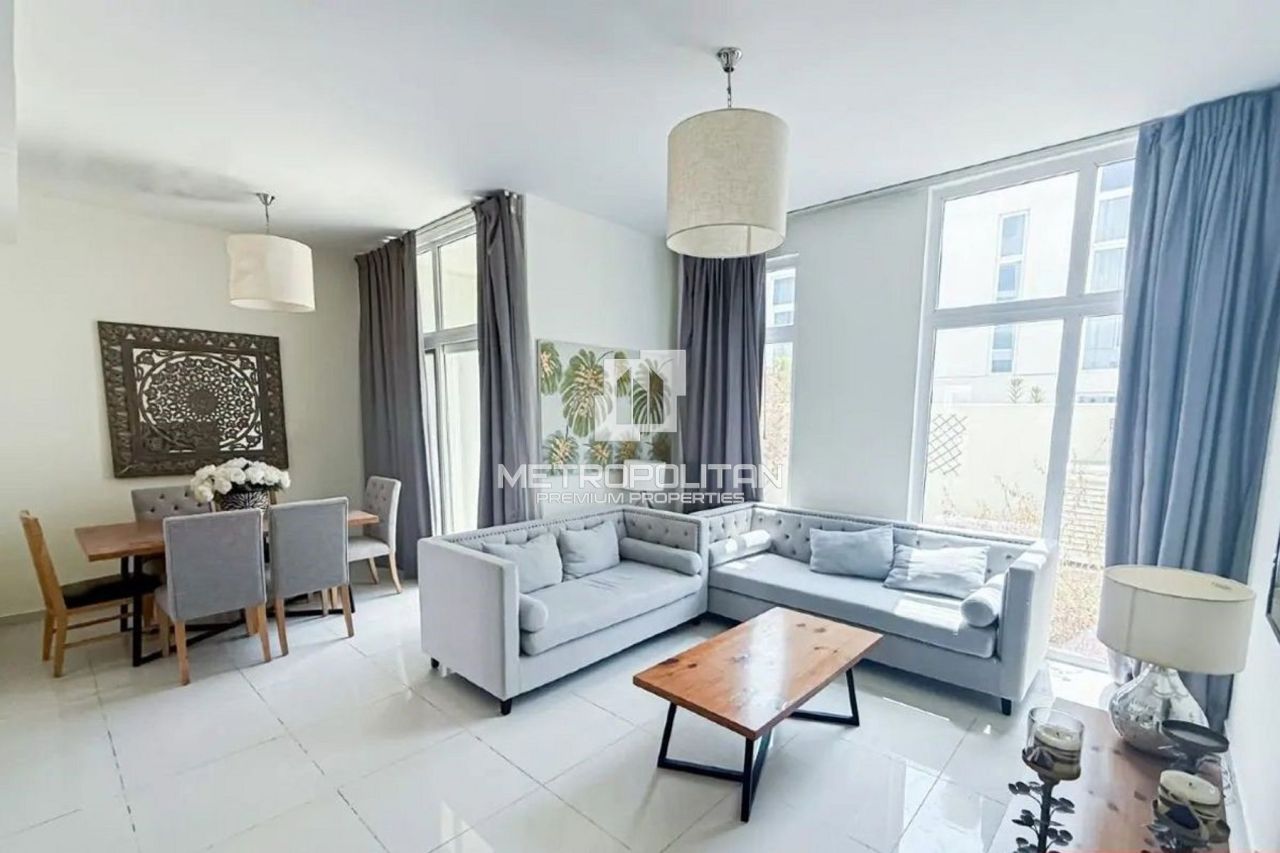 Townhouse in Dubai, UAE, 224 m² - picture 10