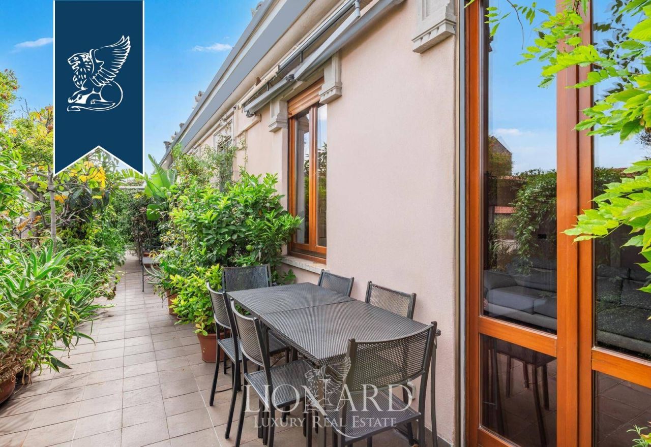 Apartment in Milan, Italy, 170 m² - picture 4