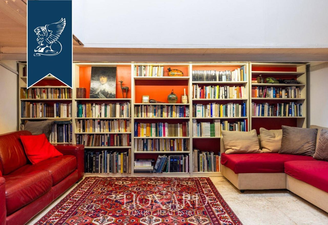 Apartment in Rome, Italy, 163 m² - picture 4