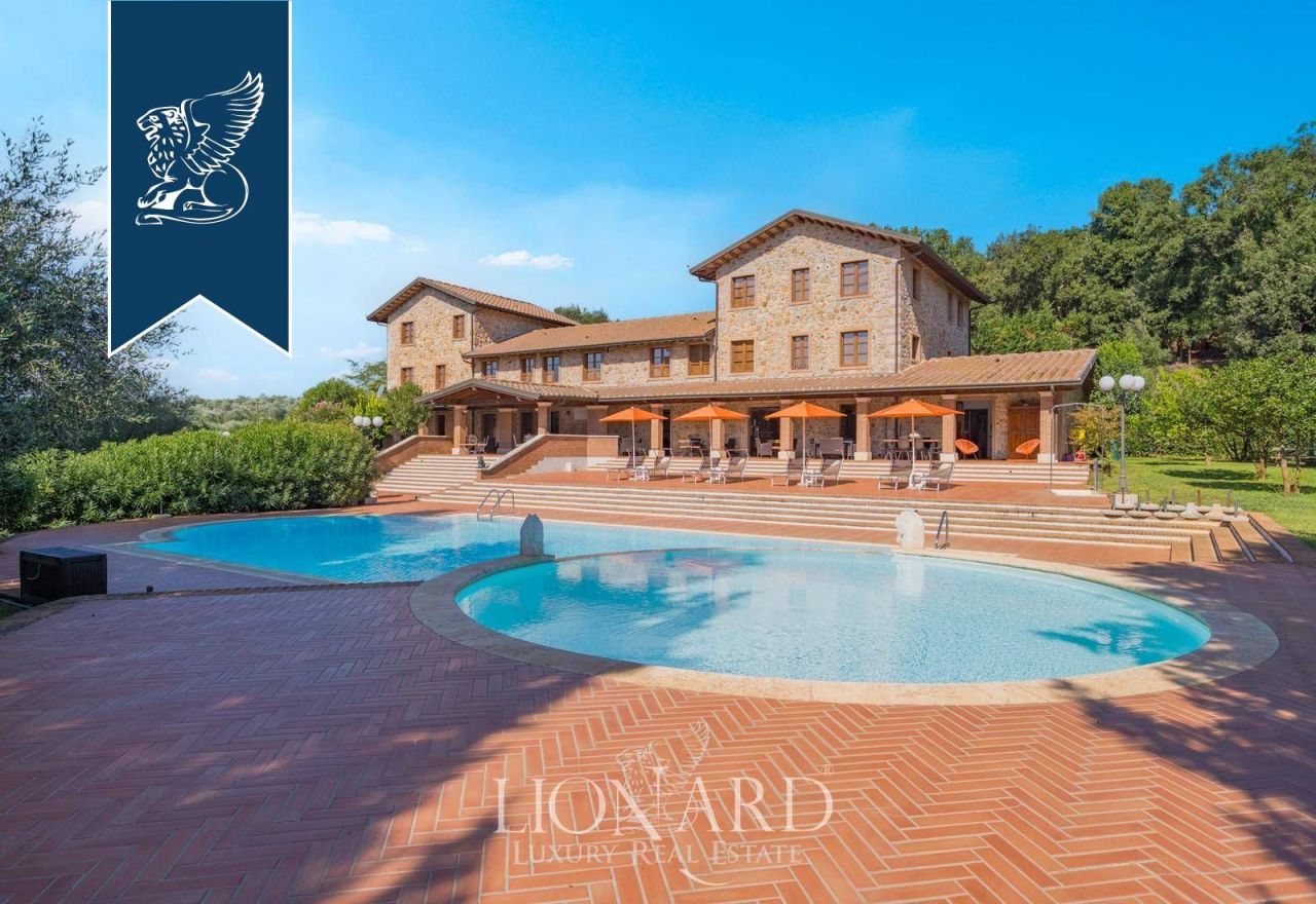 House in Massa Marittima, Italy, 1 370 m² - picture 7