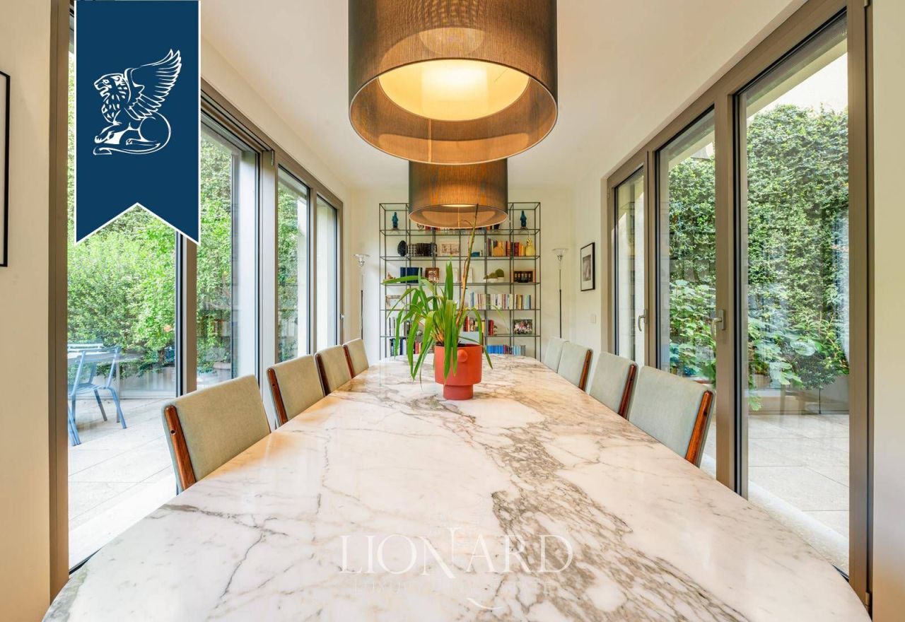 Apartment in Milan, Italy, 247 m² - picture 8