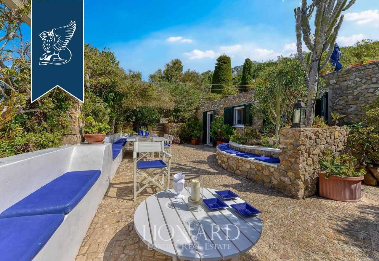 Villa in Latina, Italy, 110 m² - picture 9