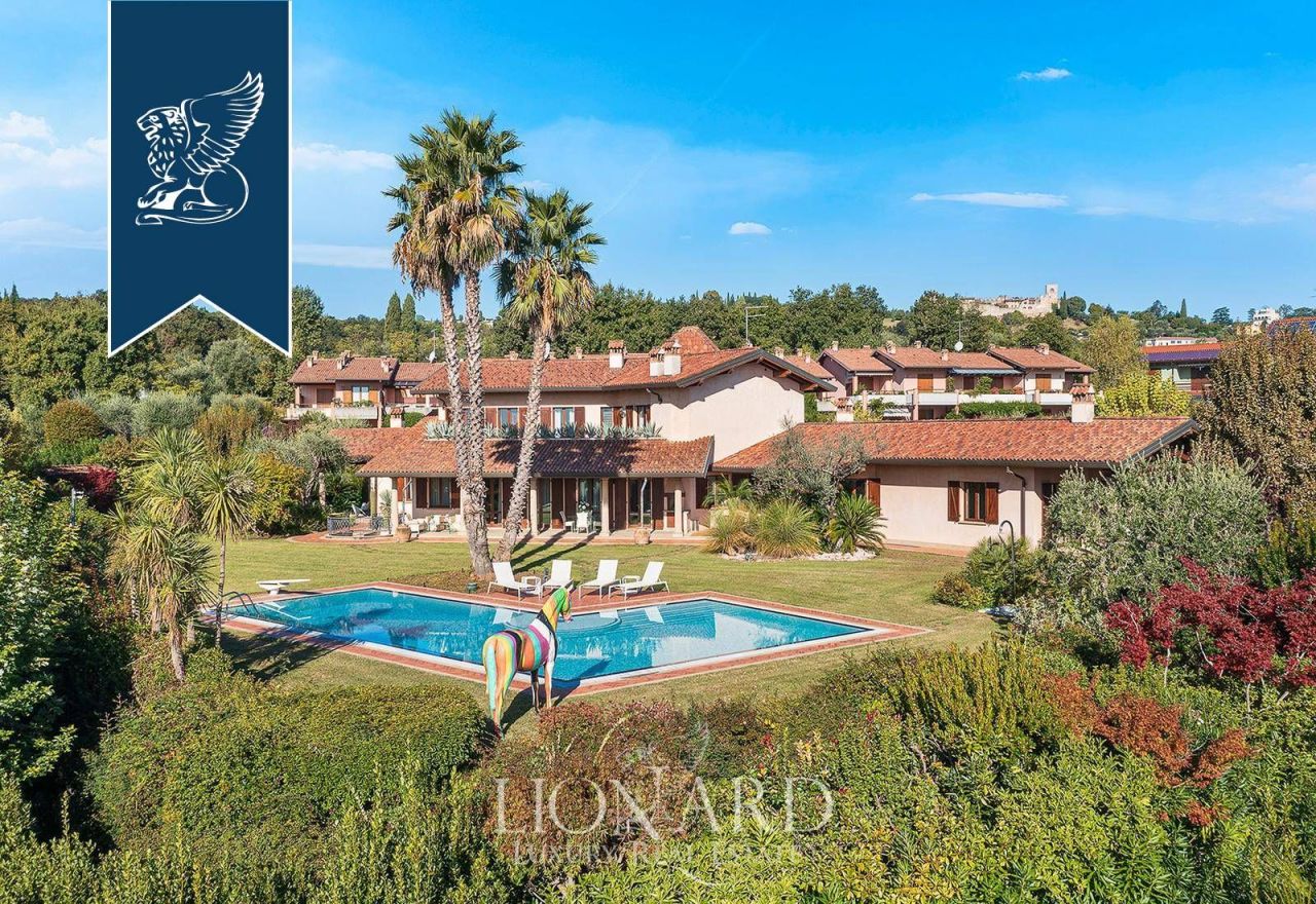 Villa à Padenghe sul Garda, Italie, 900 m² - image 10