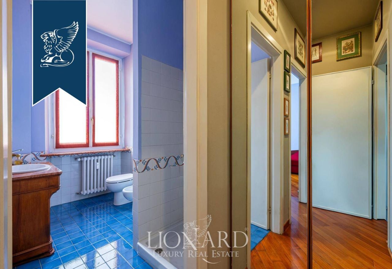 Apartment in Milan, Italy, 170 m² - picture 12