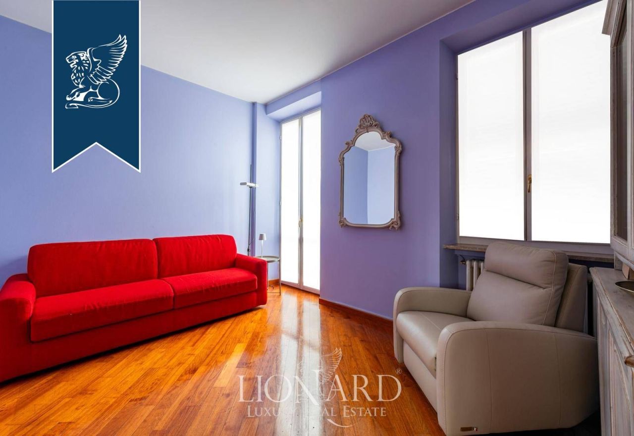 Apartment in Milan, Italy, 170 m² - picture 13