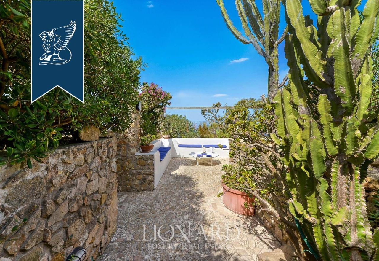 Villa in Latina, Italy, 110 m² - picture 14