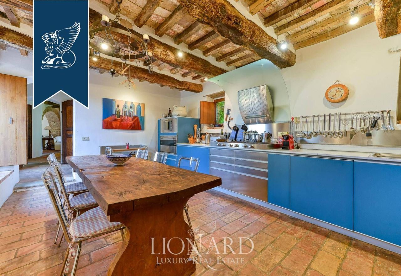 Villa a Perugia, Italia, 1 400 m² - foto 17