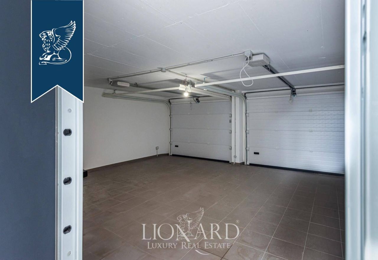 Villa in Monza, Italy, 192 m² - picture 18