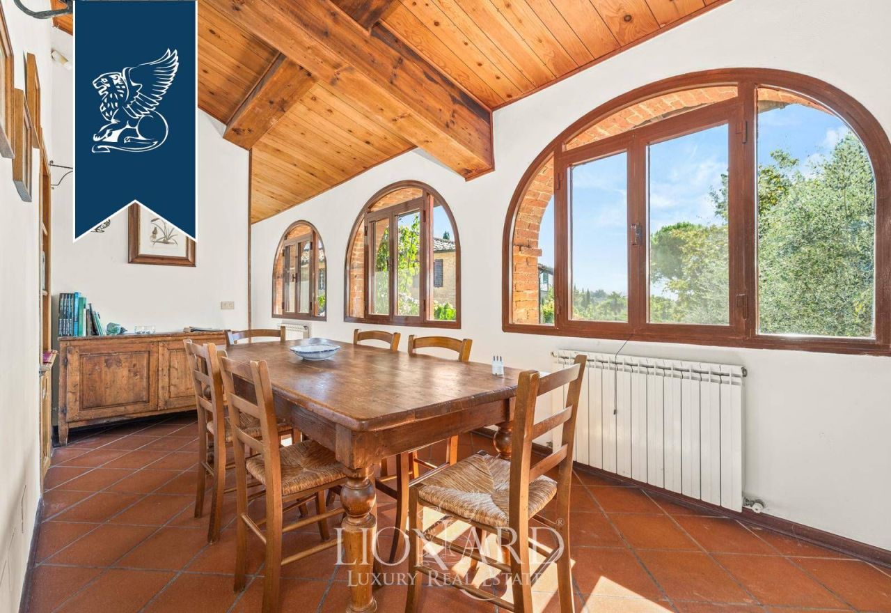 Farm in Siena, Italy, 1 600 m² - picture 19