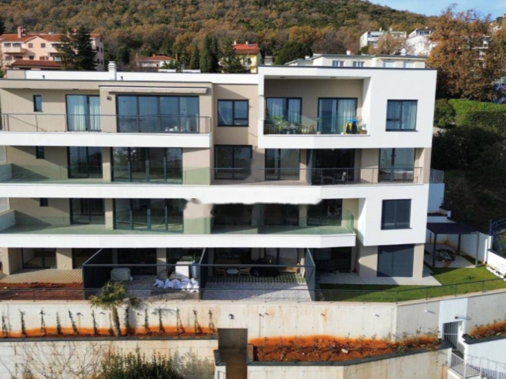 Appartamento a Opatija, Croazia, 175 m² - foto 1