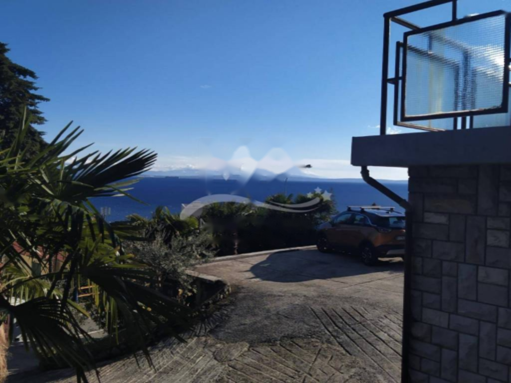 Flat in Opatija, Croatia, 100 m² - picture 1