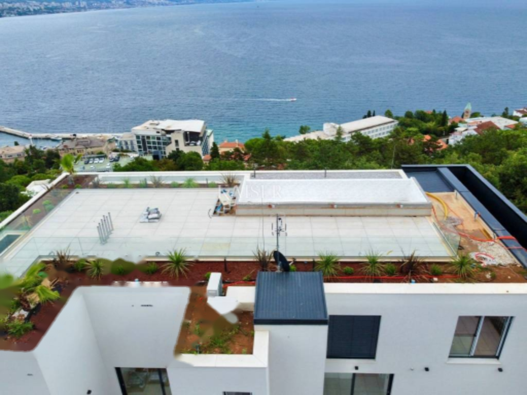 Haus in Opatija, Kroatien, 302 m² - Foto 1