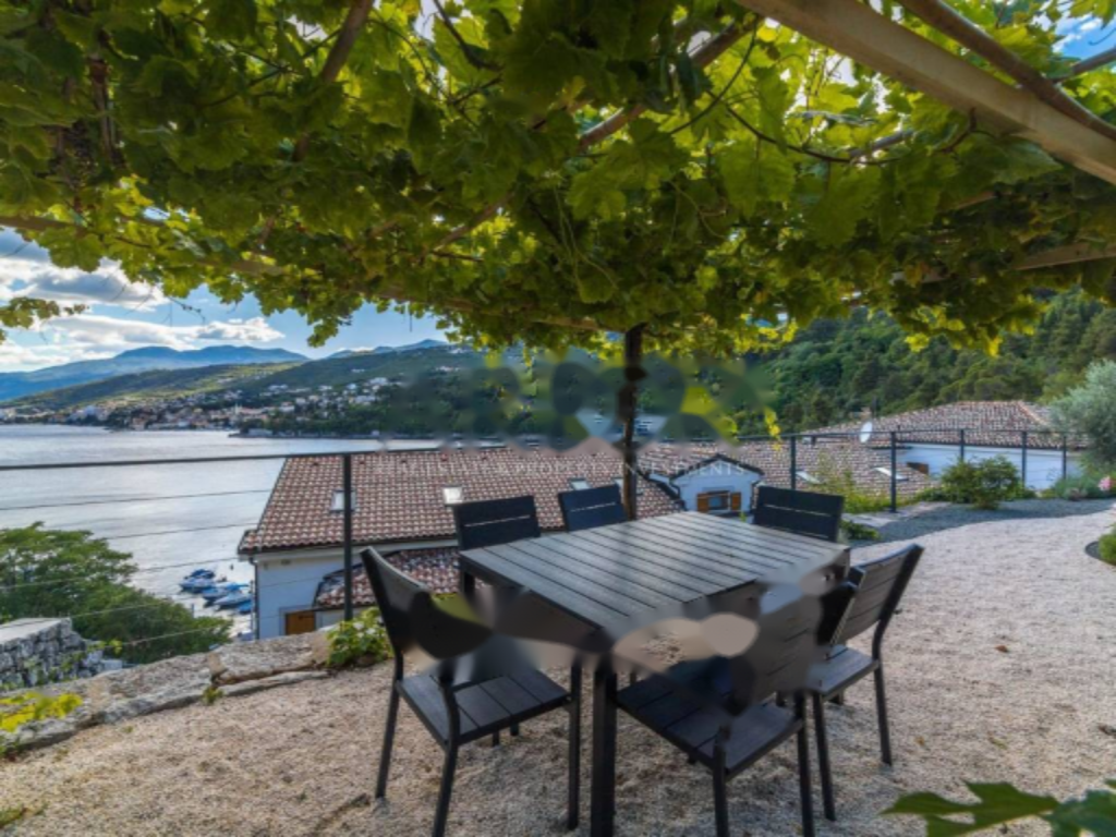 Flat in Opatija, Croatia, 127 m² - picture 1