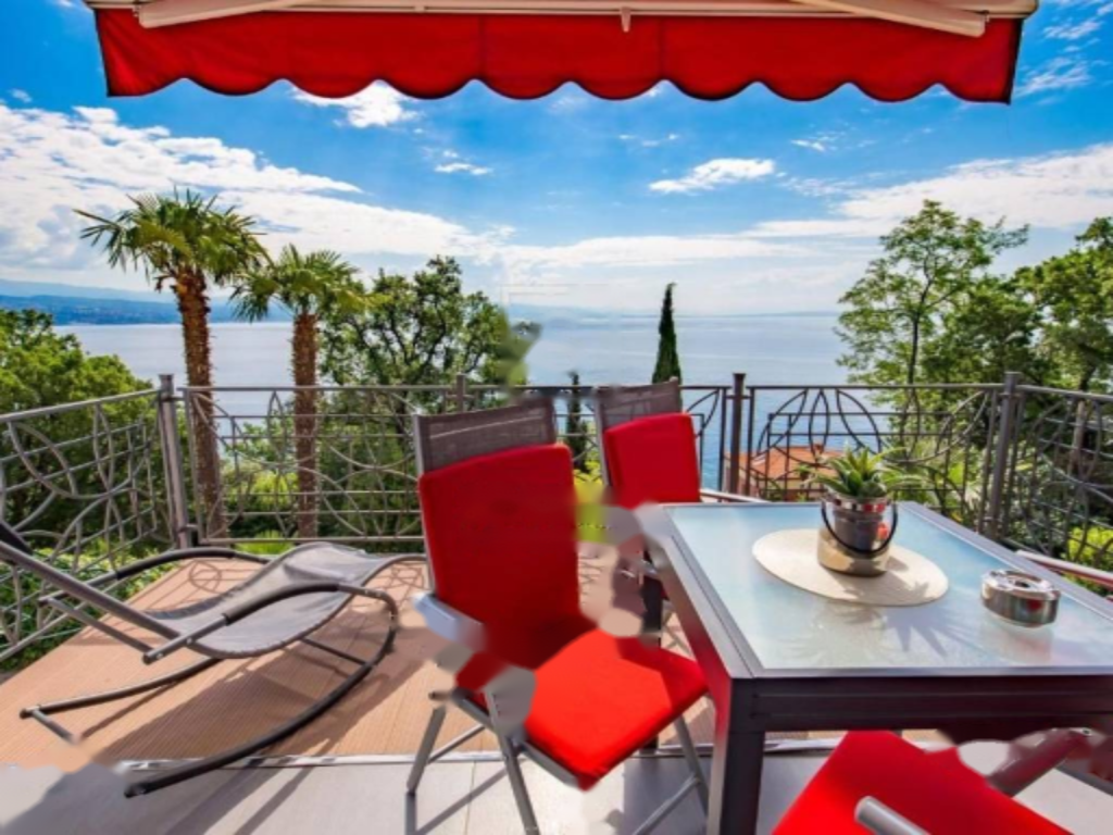 Piso en Opatija, Croacia, 140 m² - imagen 2