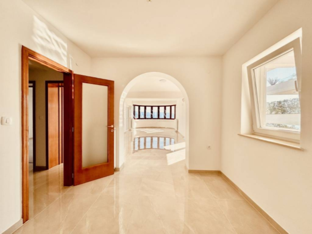 Appartement à Opatija, Croatie, 157 m² - image 3