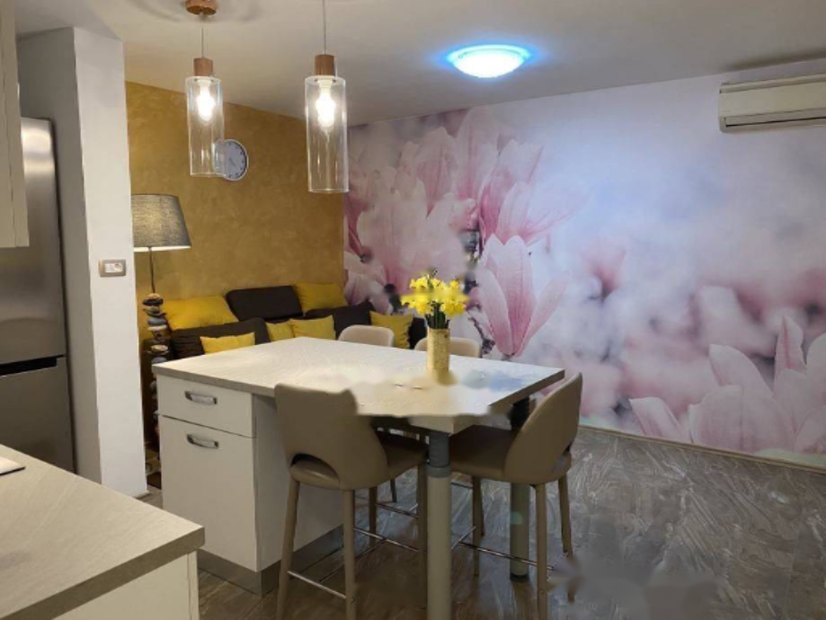 Flat in Opatija, Croatia, 39 m² - picture 3