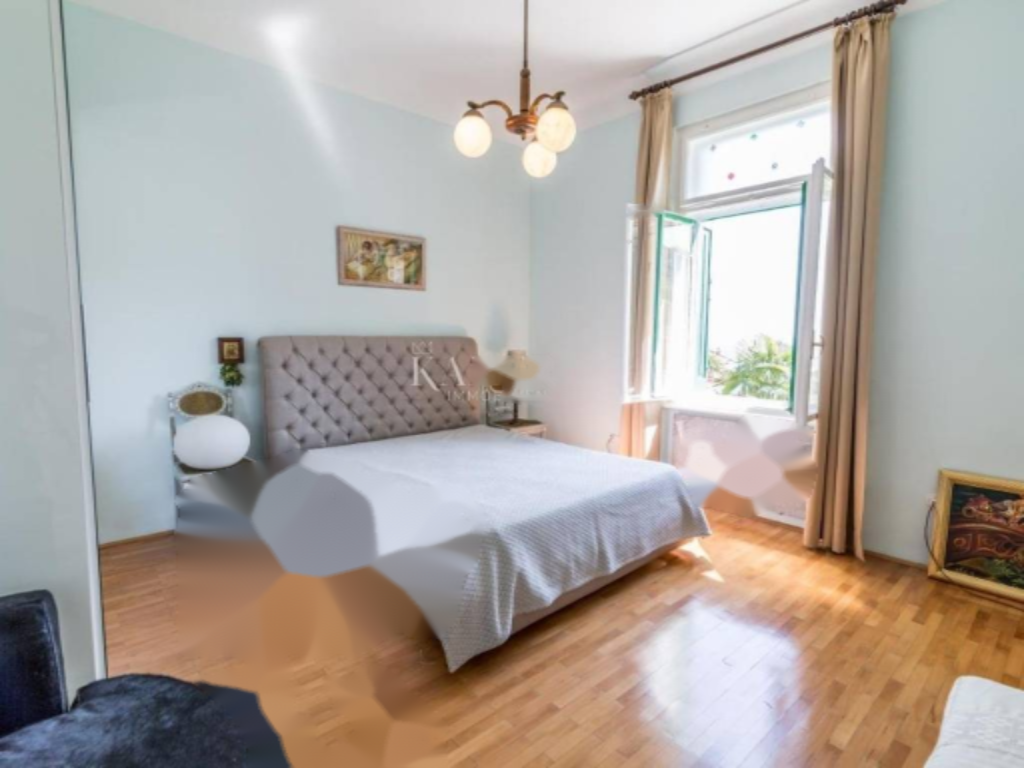 Flat in Opatija, Croatia, 200 m² - picture 3