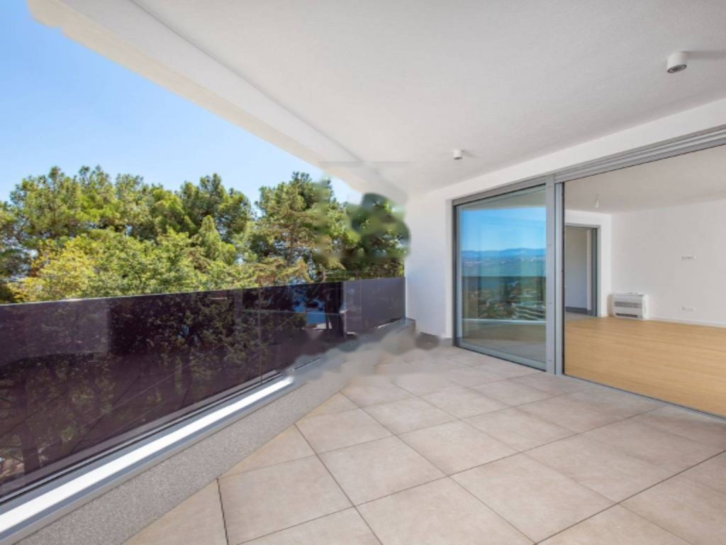 Flat in Opatija, Croatia, 253 m² - picture 3