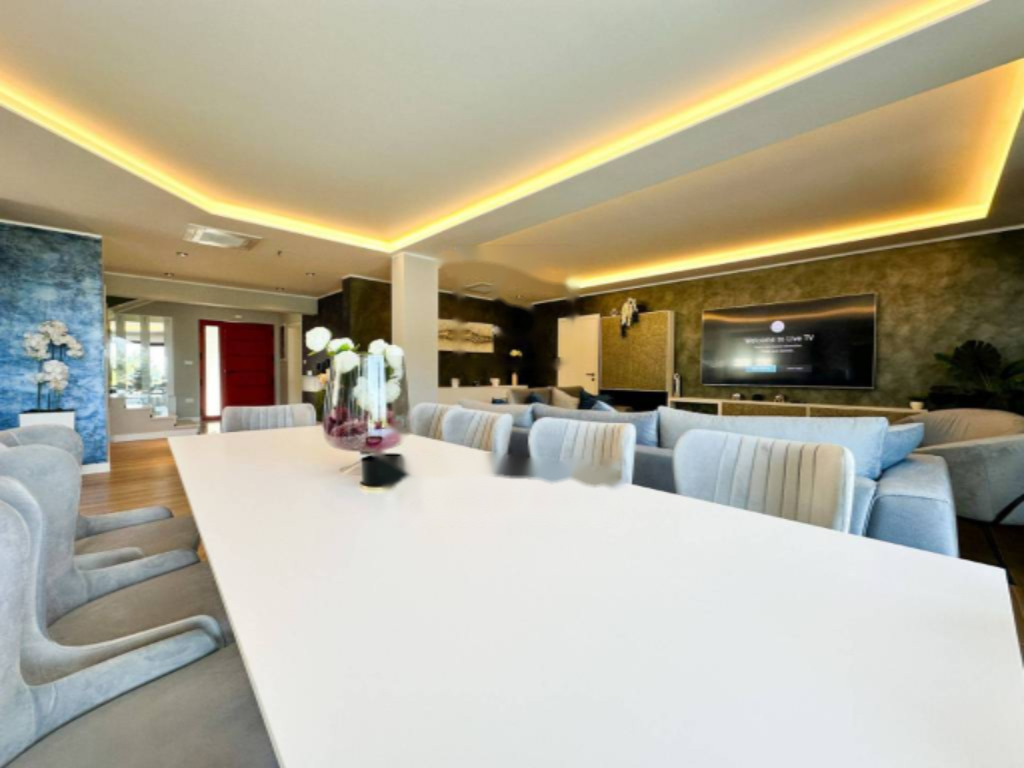 Casa a Opatija, Croazia, 400 m² - foto 4