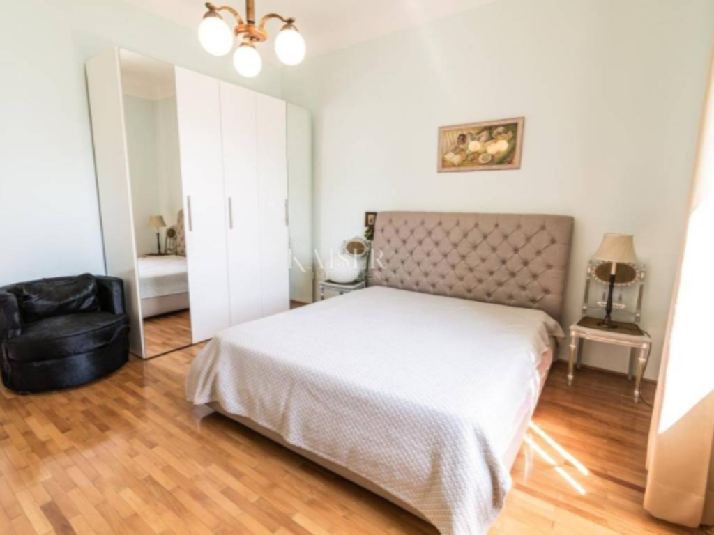 Flat in Opatija, Croatia, 200 m² - picture 4