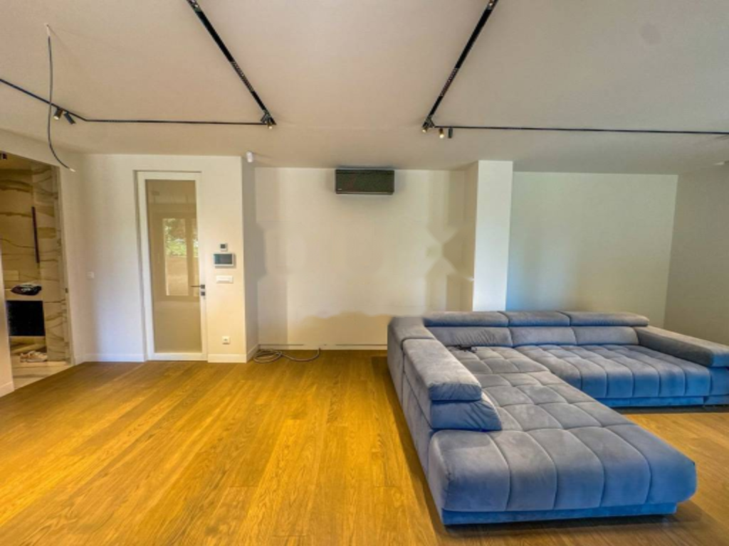 Flat in Opatija, Croatia, 155 m² - picture 5