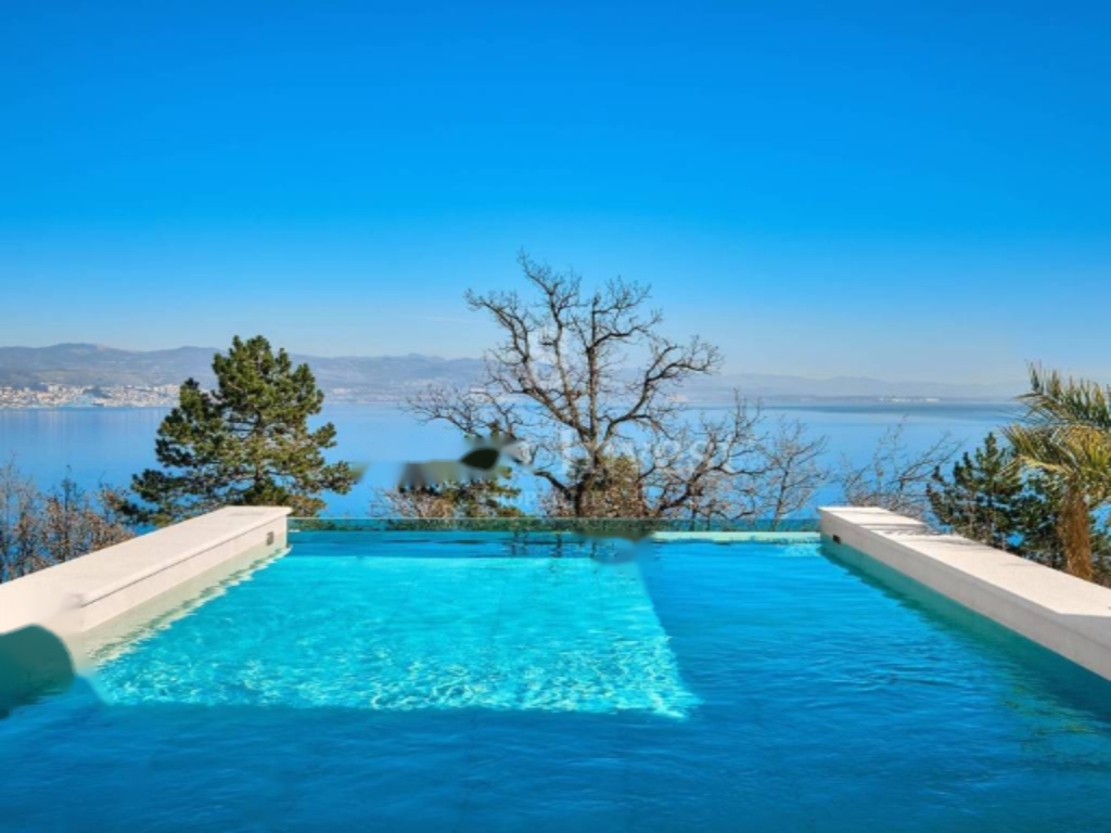 Flat in Opatija, Croatia, 238 m² - picture 5